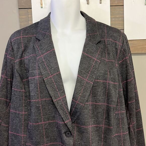 Torrid Plaid Grey/Black/Purple One Button Aline Blazer- Size 3/3XL- NWOT - Picture 2 of 13